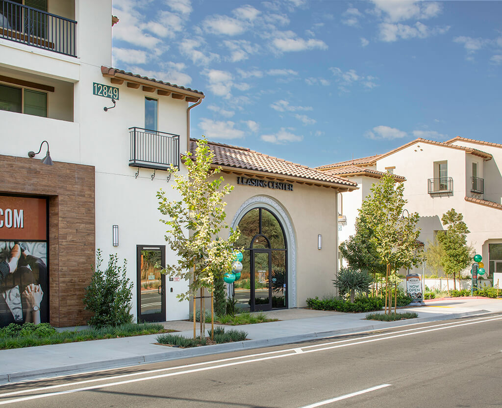 Studio 1 2 3 Bedroom Apartments in Poway San Diego West Village Poway